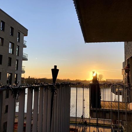 Luxuswohnung Mit Weserblick Naehe City Бремен Экстерьер фото